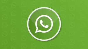 Comment empêcher le mot « transféré » d&rsquo;apparaître dans WhatsApp