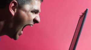 Facebook privilégie les contenus irritants aux « j&rsquo;aime »