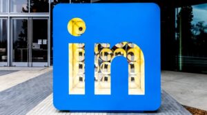 LinkedIn lance sa version ukrainienne