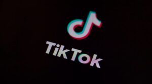 TikTok lance des filtres de réalité augmentée pour tous les utilisateurs