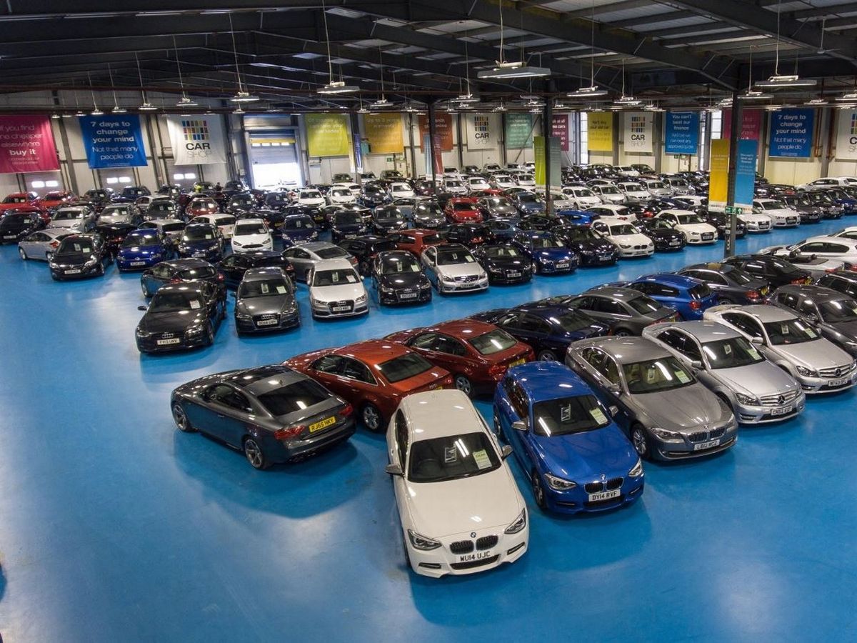 5 stratégies de marketing pour augmenter la fréquentation des concessionnaires automobiles