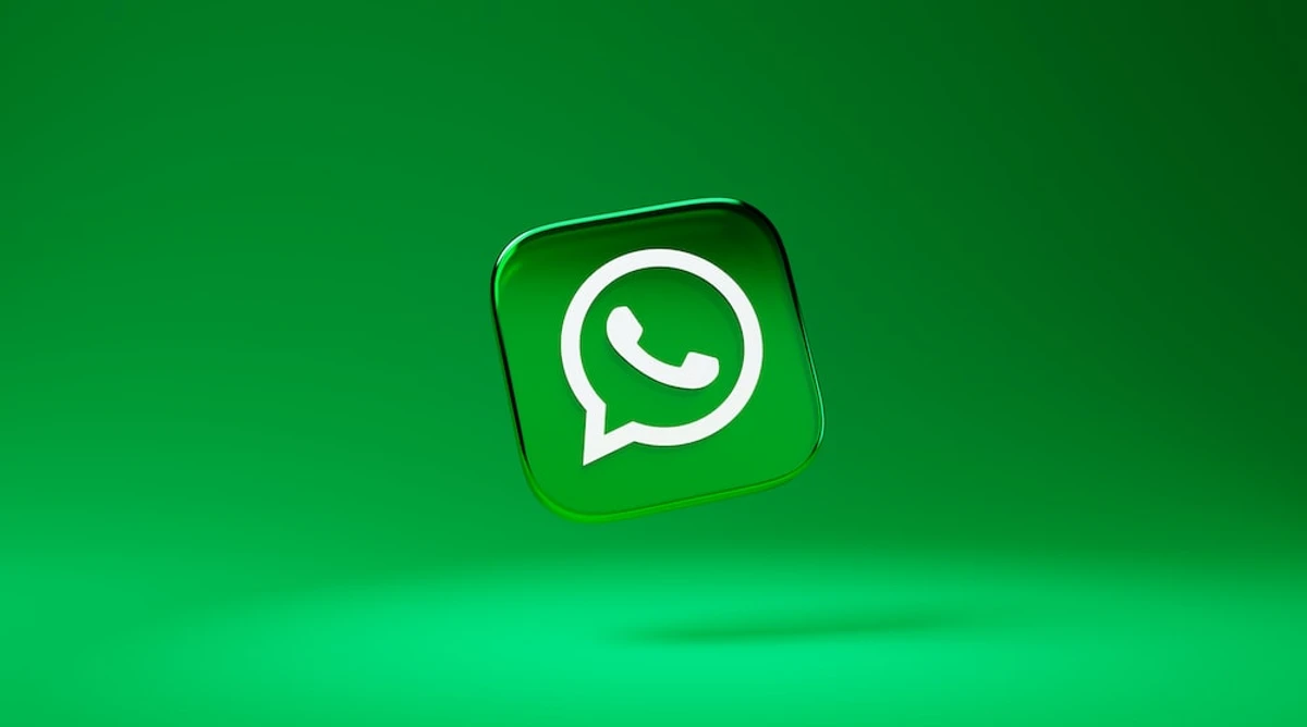 WhatsApp sur fond vert