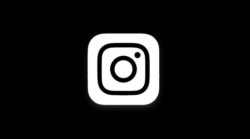 Robots logo noir Instagram