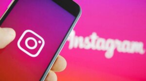 Instagram vous permet de traduire automatiquement le texte des Stories