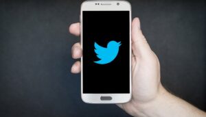 Twitter lira automatiquement les vidéos YouTube