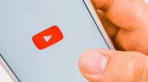 YouTube lance un outil qui permet aux PME de créer de courtes vidéos