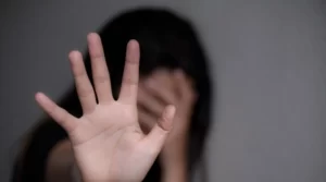 Comment les pédophiles partagent de la pornographie juvénile sur les réseaux sociaux