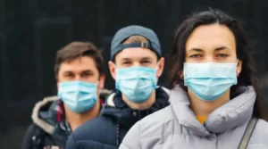 Facebook autorise à nouveau les publicités masquées