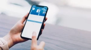 Facebook promet qu&rsquo;il n&rsquo;utilisera plus votre téléphone sans autorisation pour suggérer des amis