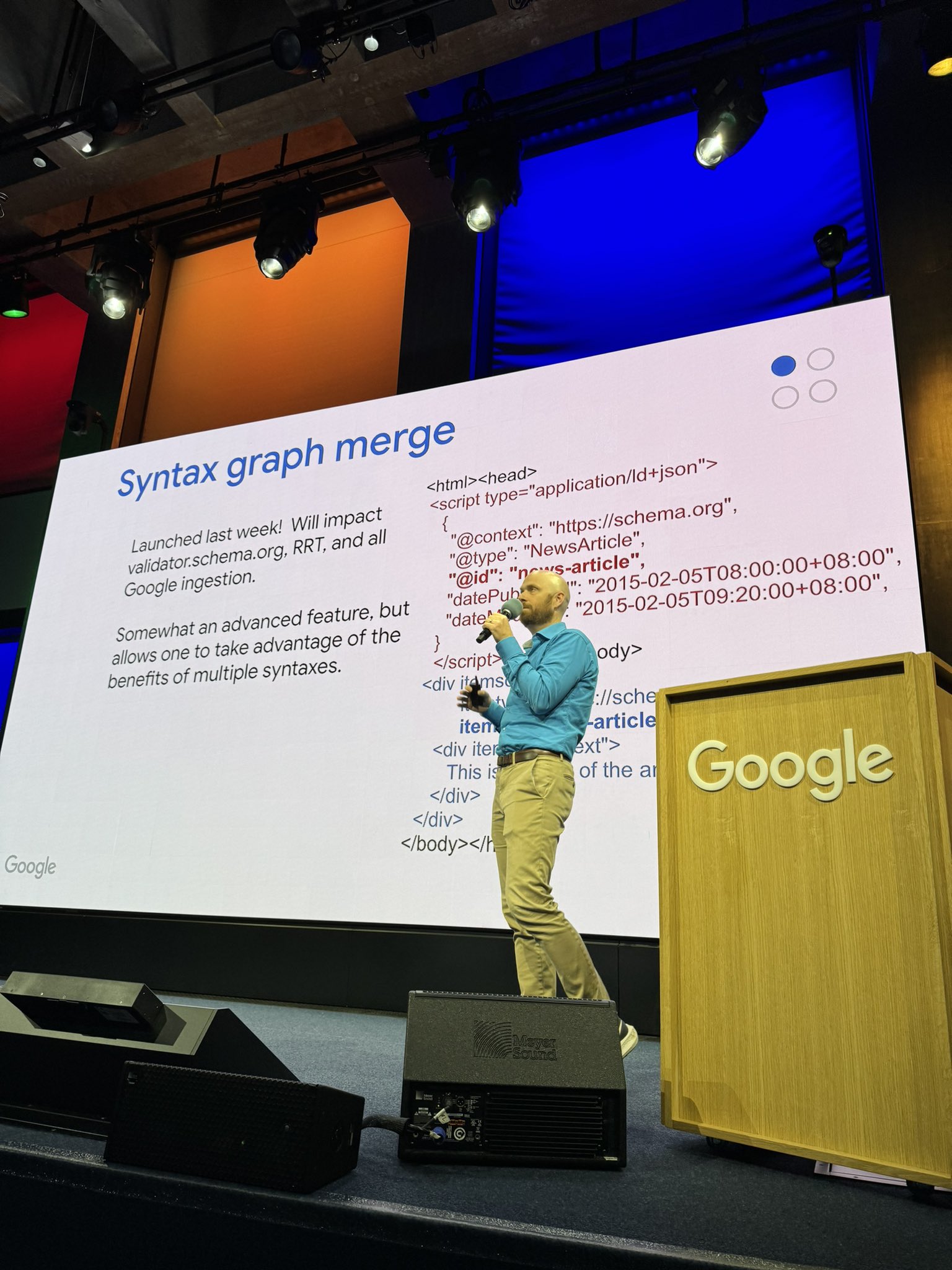 Utiliser la fusion des graphiques de syntaxe Google
