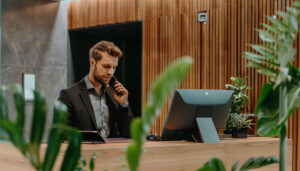 Google supprime les numéros de téléphone des listes de recherche d'hôtels