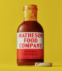La nouvelle image de marque de Matty Matheson embrasse les bases