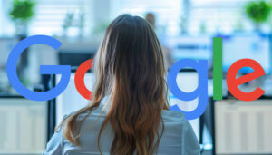 Google ajoute des éléments visuels aux panneaux de connaissances sur la source