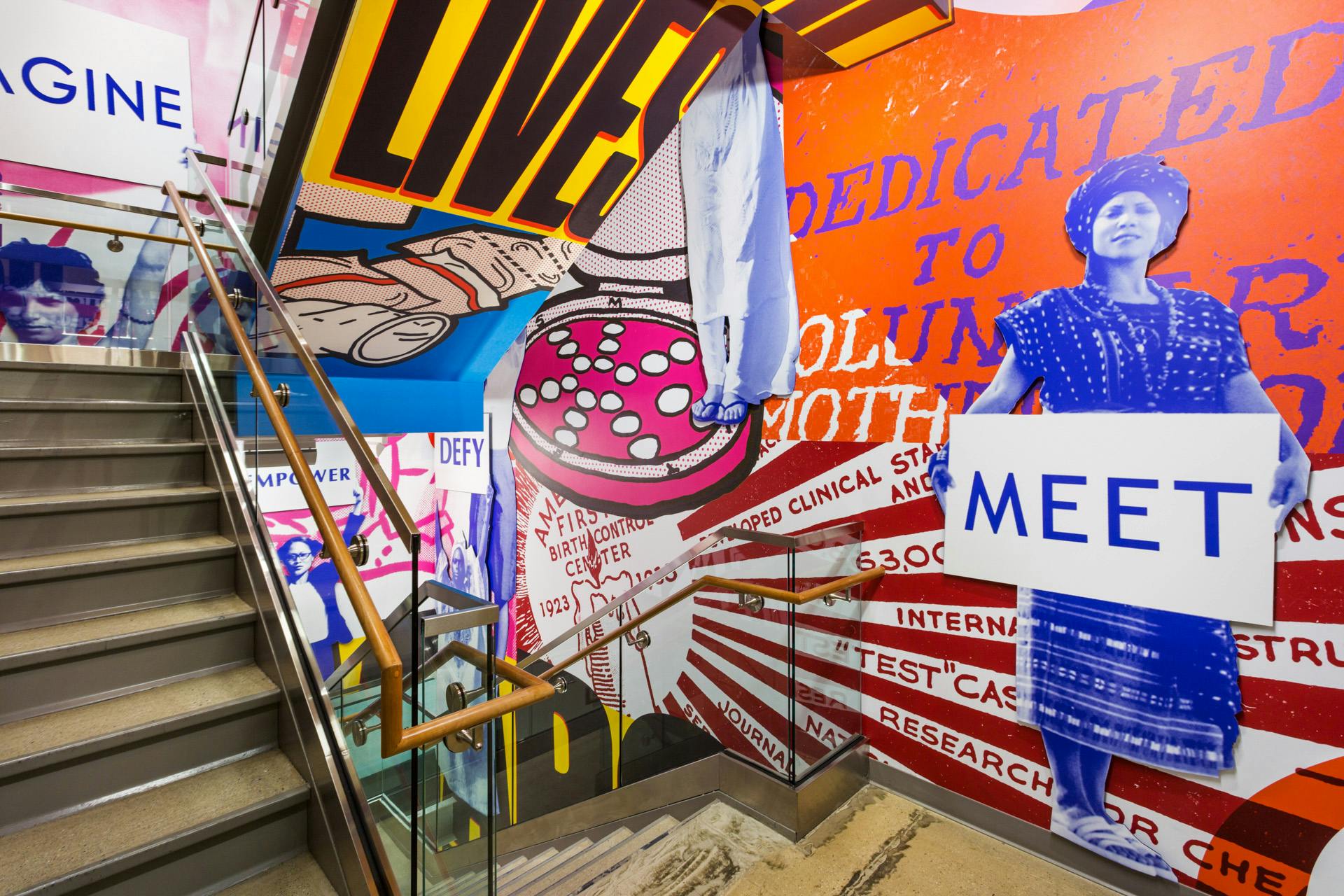 Le travail de Paula Scher est célébré dans une nouvelle monographie