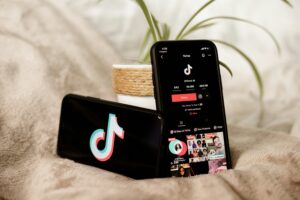 Comment publier sur TikTok et Instagram en même temps