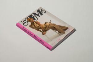 L'application de rencontres Feeld passe à l'analogique avec un nouveau magazine imprimé