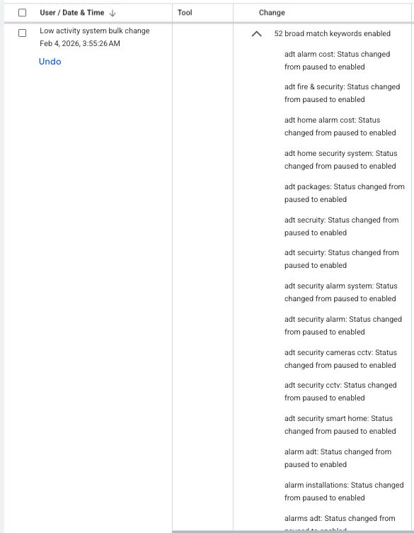 Google Ads activant automatiquement les mots clés suspendus via des modifications groupées du système à faible activité